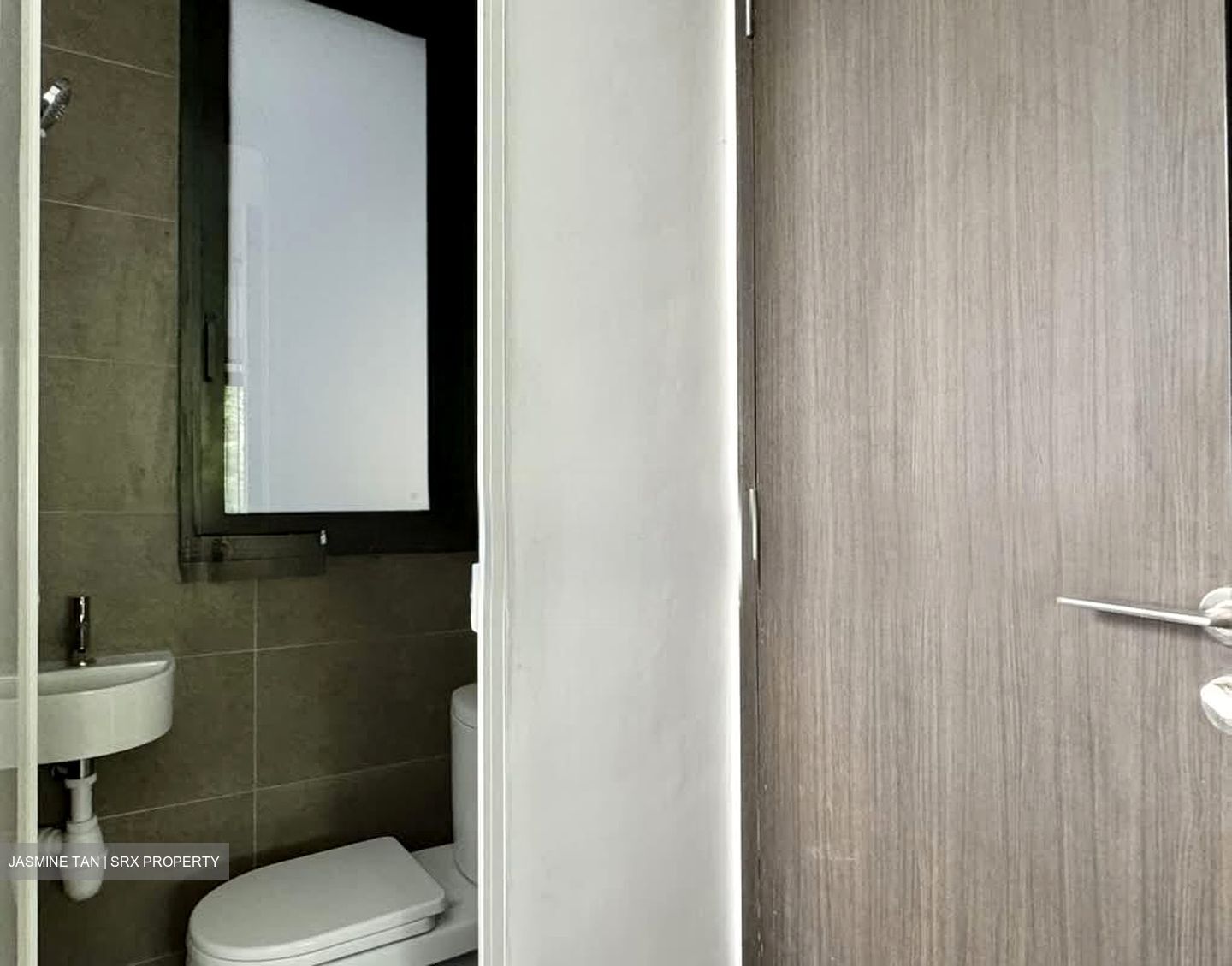 Hyll On Holland (D10), Condominium #575493751